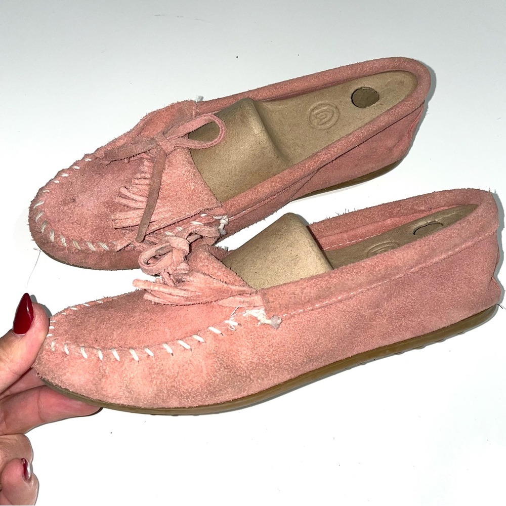 Minnetonka Suede leather Pink Moccasins size 8.5